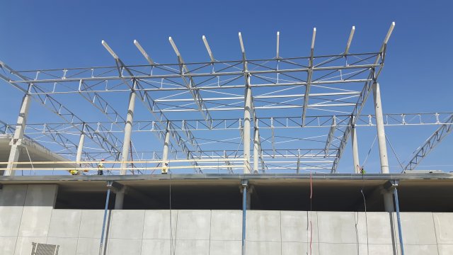 new cruise terminal preparing the roof structure august 2018